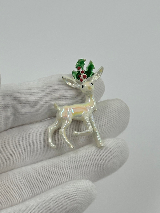 Брошь Олень