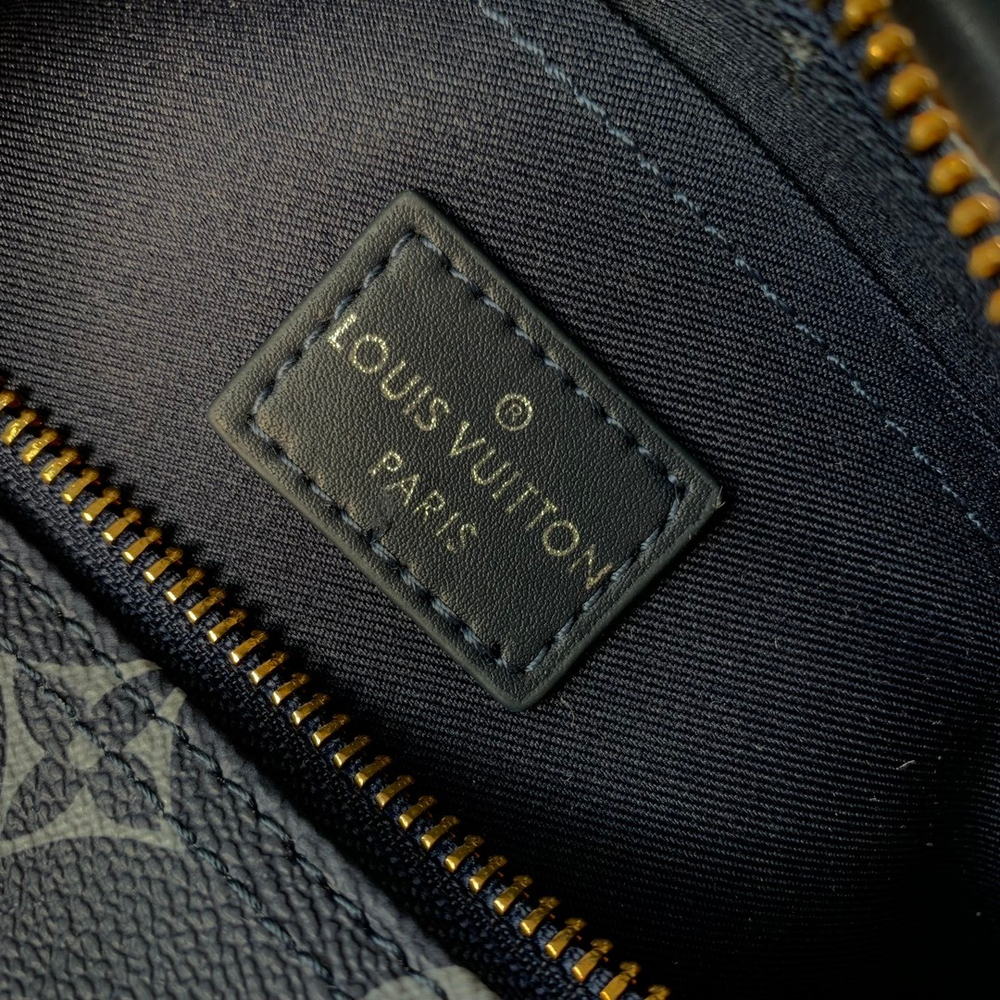 Louis Vuitton Keepall 25