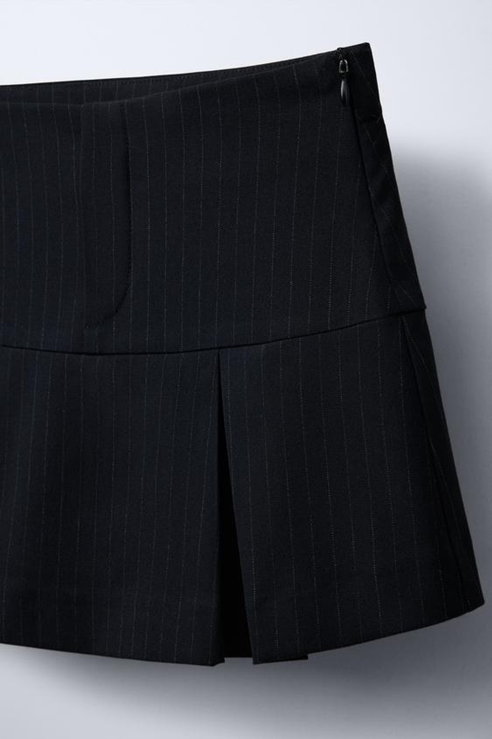 ZARA ЮБКА-ШОРТЫ В ТОНКУЮ ПОЛОСКУ, МОРСКОЙ СИНИЙ