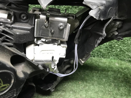 Битая Фара правая Land-Rover Discovery 5 16-21 LED