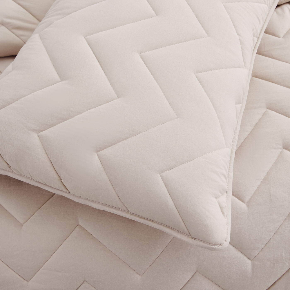 Покрывало 160х220 и наволочка 50х70 Sofi De MarkO Робби бежевое