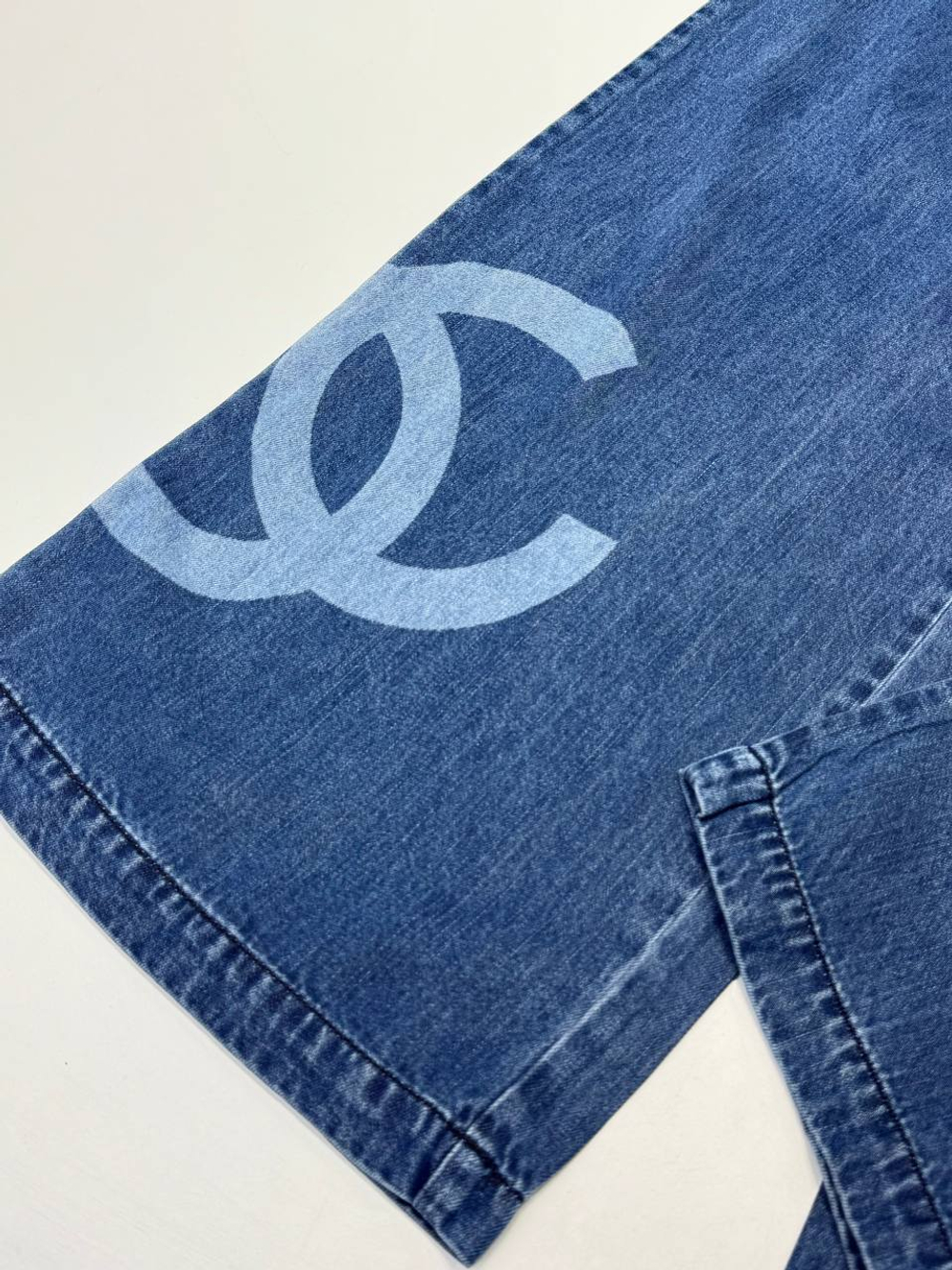 Джинсы CHANEL