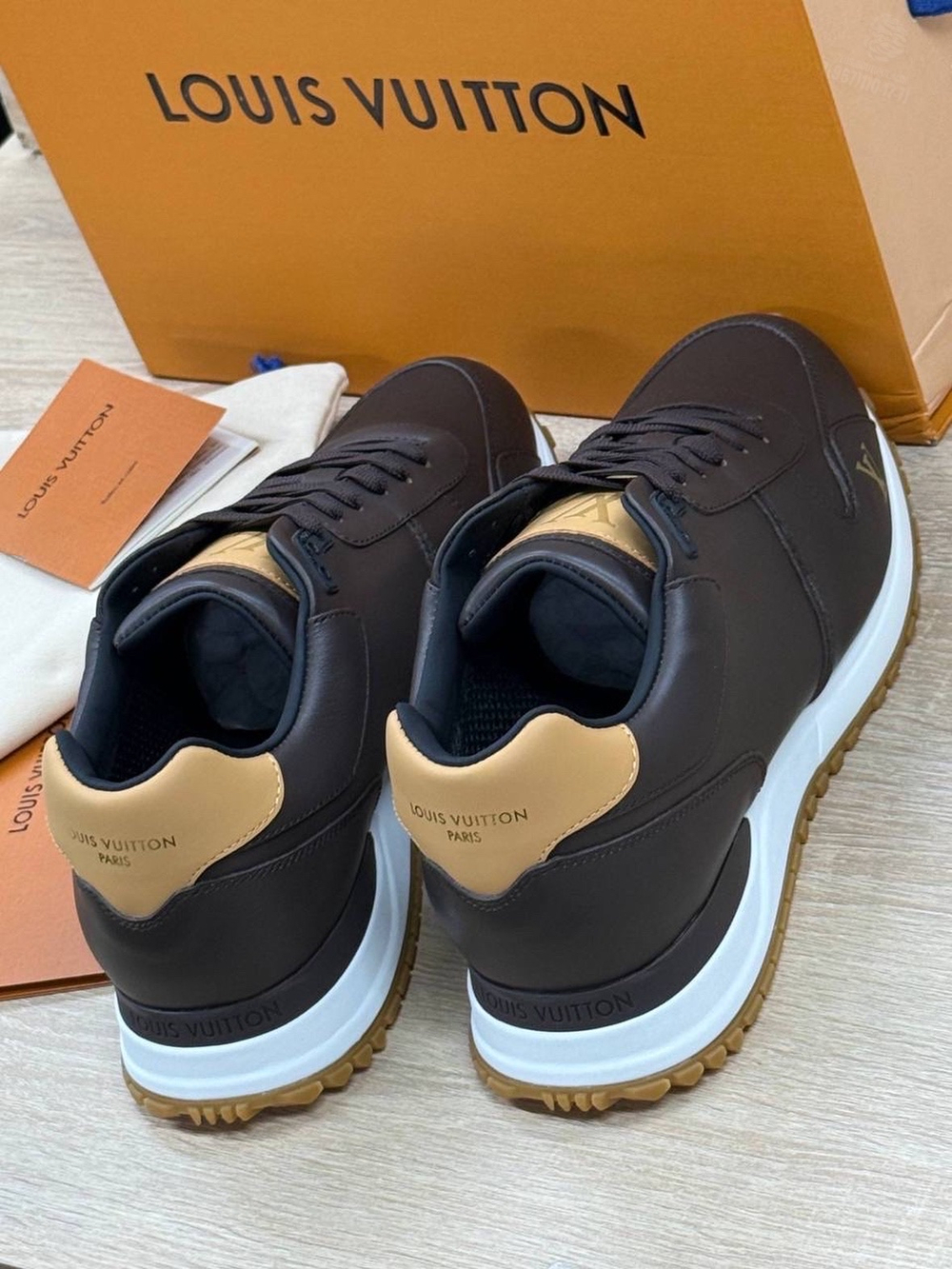 Кроссовки Louis Vuitton Run Away