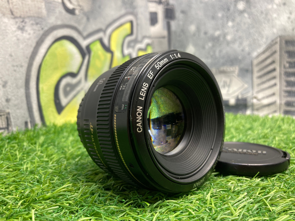 Canon EF 50mm f1.4 USM