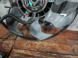 Вентилятор радиатора Kia Ceed 1 (ED) 06-12 Б/У Оригинал 253861H000