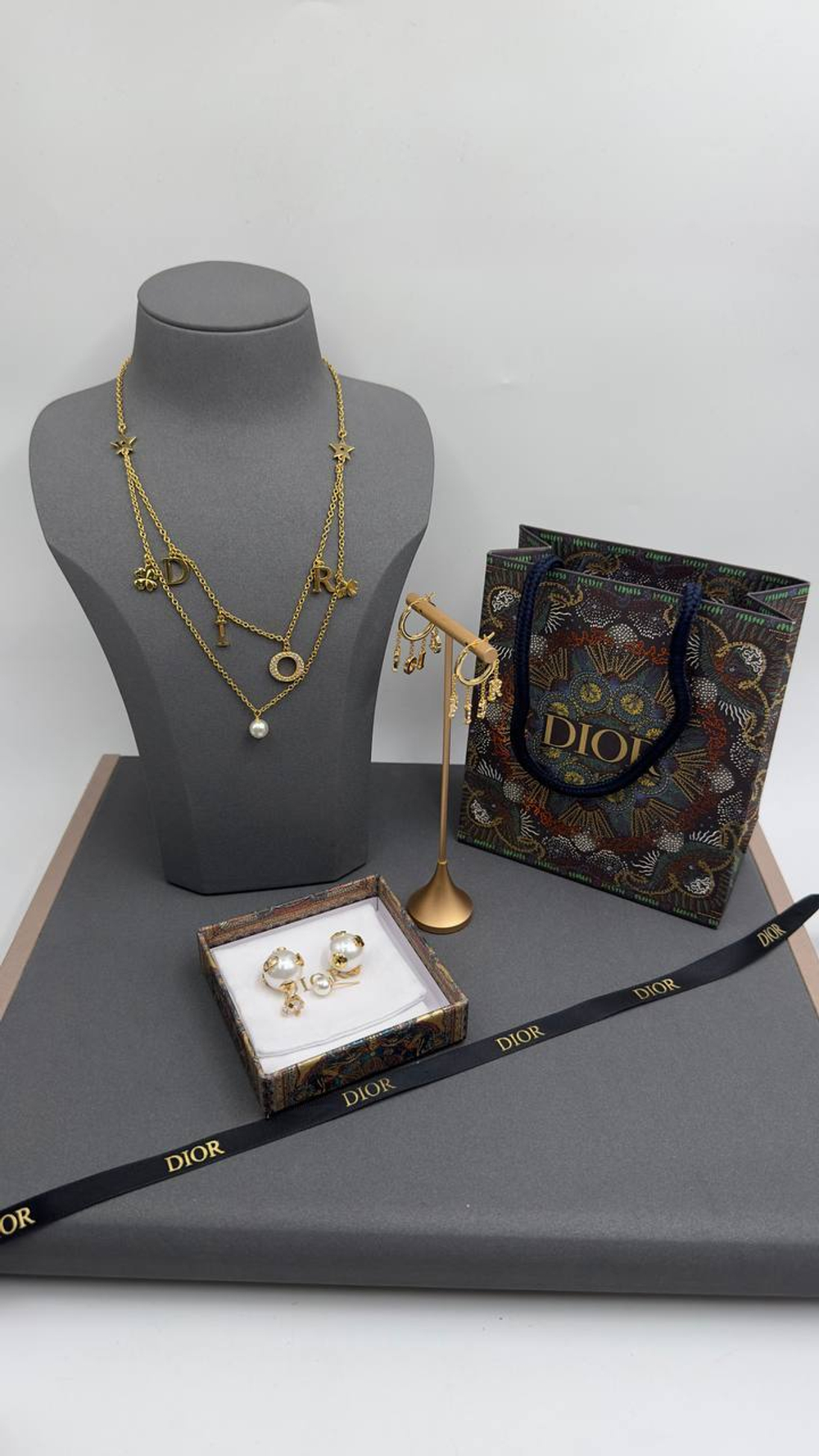 Серьги Dior