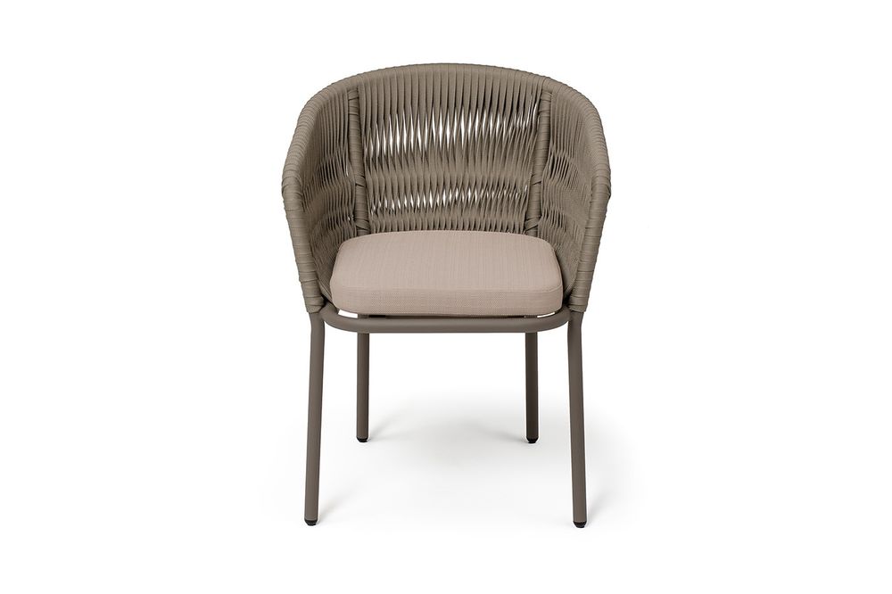 "Бордо" стул плетеный из роупа (колос), каркас алюминий бежево-серый (RAL7006) муар, роуп серо-коричневый 23мм, ткань Mossle бежевая