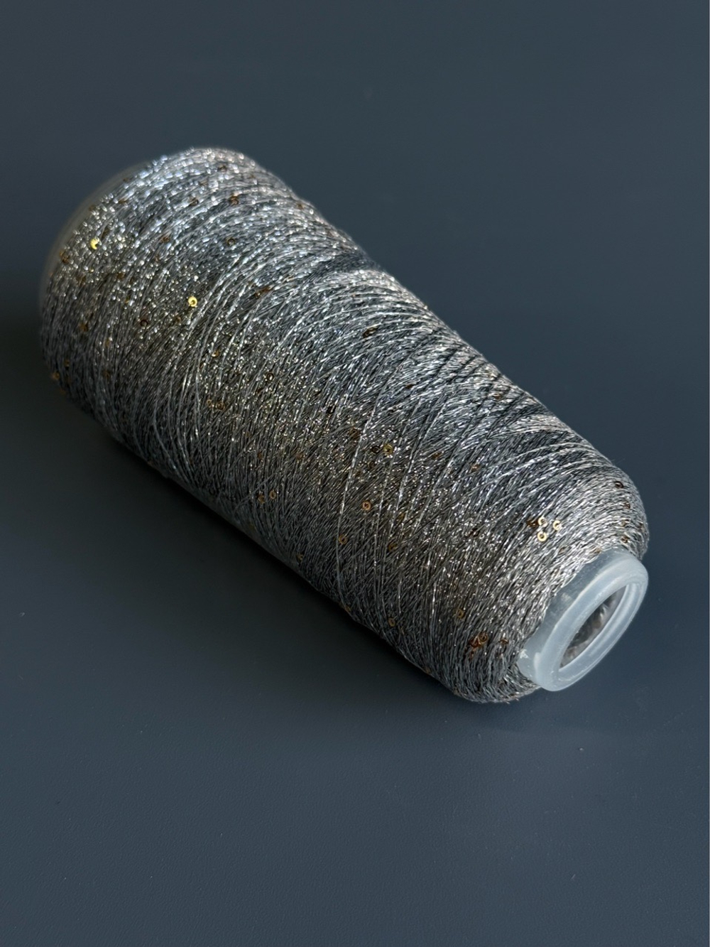 Пряжа Siyue Lurex Sequins пайтка 1,5 мм (57/серый, золото), 1800м/50гр