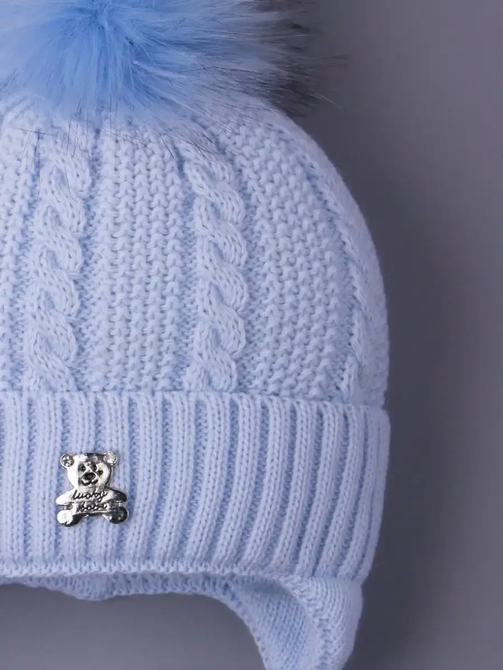 Шапка зимняя вязаная с помпоном для детей