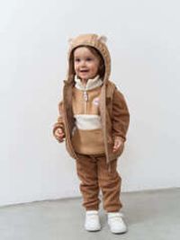 Жилет с капюшоном "Беж" 0+