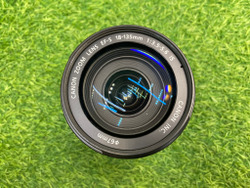 Canon EF-S 18-135mm 3.5-5.6 IS