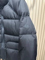 Пуховик Moncler