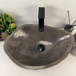 Раковина из речного камня RS-65411 53*36*15 0857