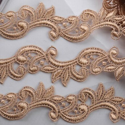 Кружево гипюр шир.40мм цв.8 кофе