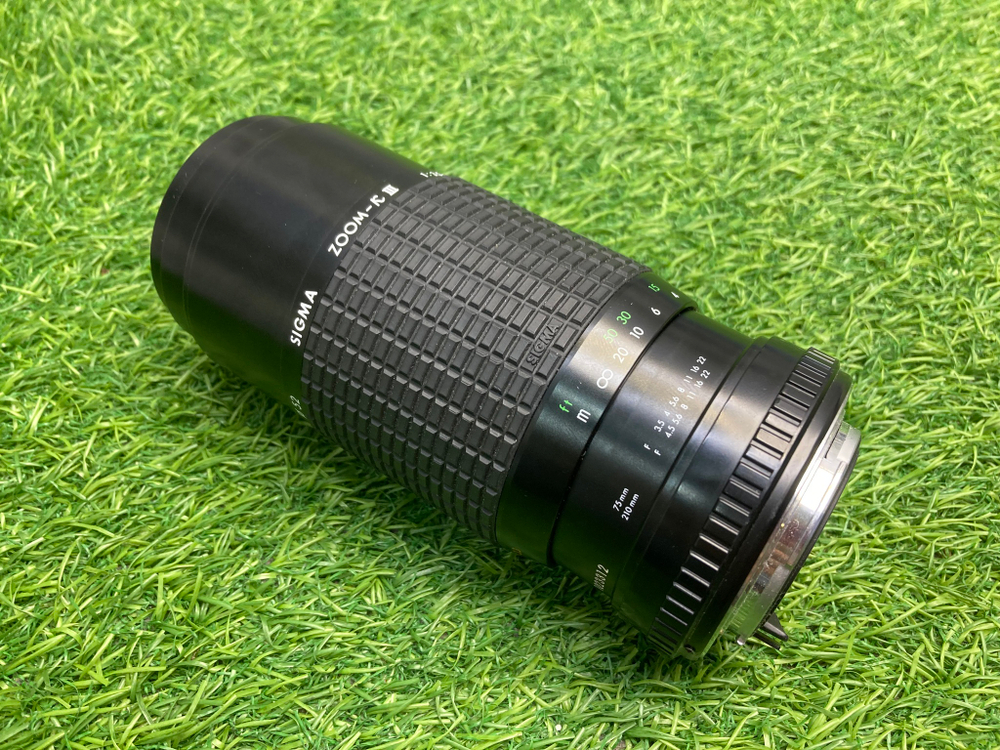 Sigma 75-210mm Zoom-K III