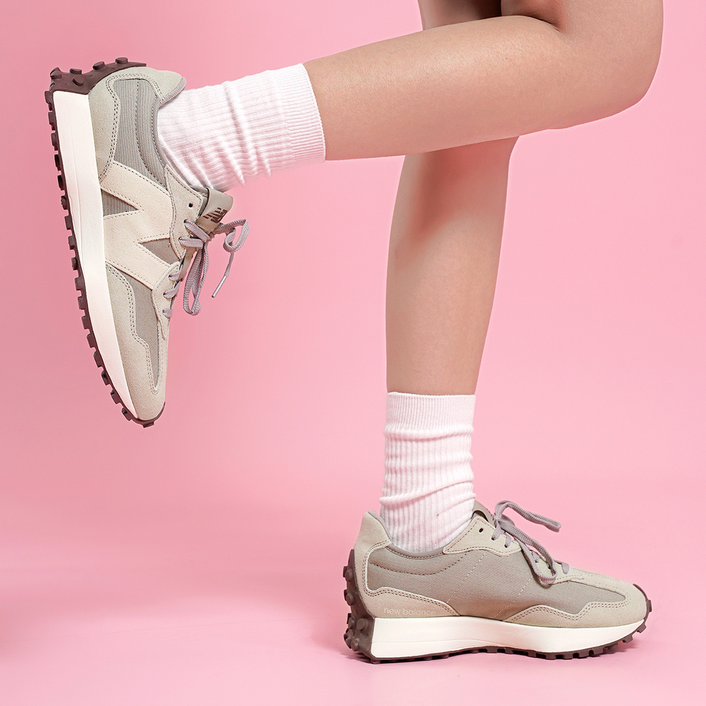 Кроссовки New Balance Nb 327 (Женская размерная сетка)