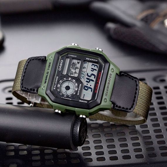 Наручные часы CASIO AE-1200WHB-3B