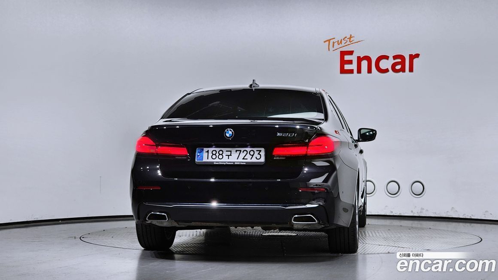 BMW 5 Series (G30) 520i Luxury (07.2023)
