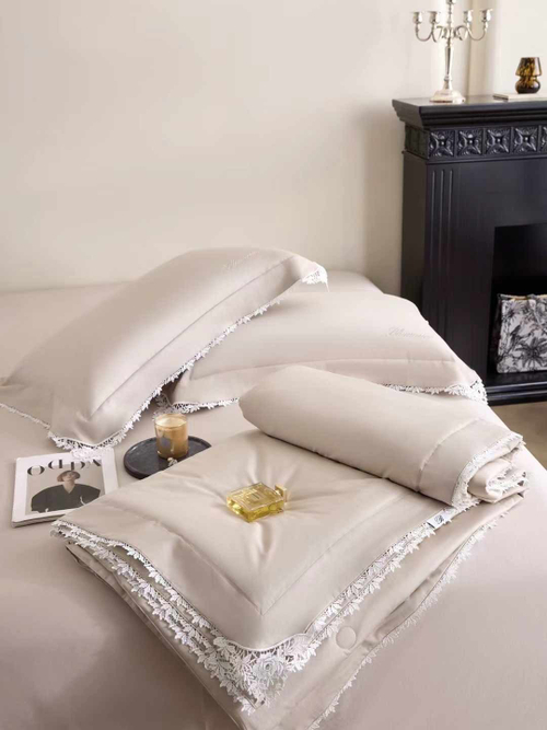 Постельное белье с одеялом с кружевной отделкой Blum | бежевый