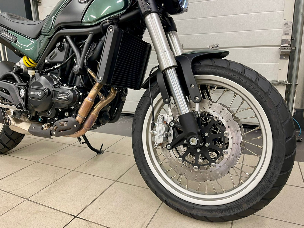 Benelli Leoncino 500 Trail (Green)