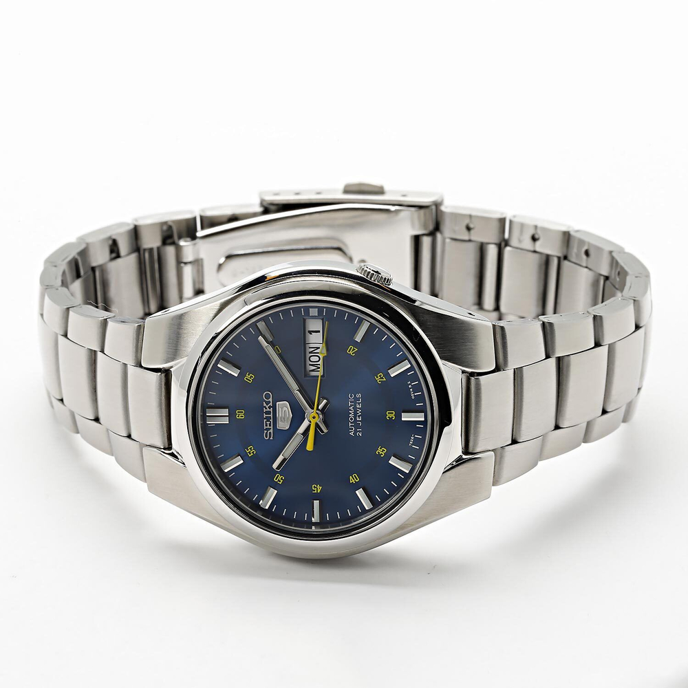 Мужские наручные часы Seiko SNK615K1