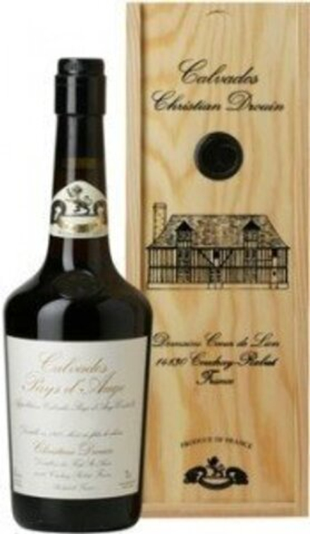 Кальвадос Coeur de Lion Calvados Pays d'Auge 1990 wooden box, 0.7 л