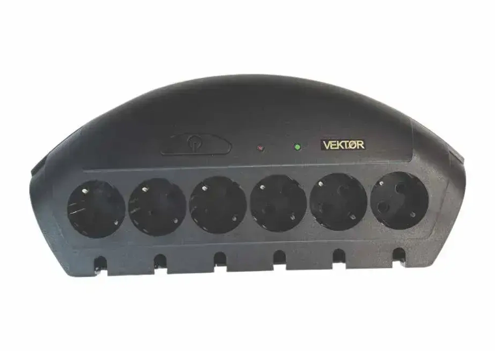 Сетевой фильтр с реле контроля напряжения сети, защита от 380В VEKTOR F50e 1,8м черный