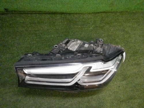 Фара левая BMW 5er G30 (2020-2023) LED