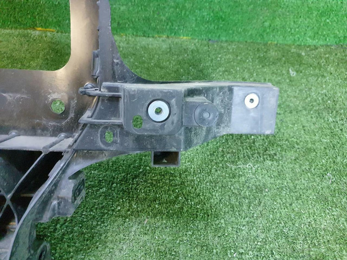 Телевизор Hyundai Staria (2021-н.в.)