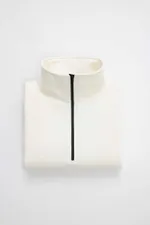 Толстовка MOE ZIP с высоким воротом Молочная