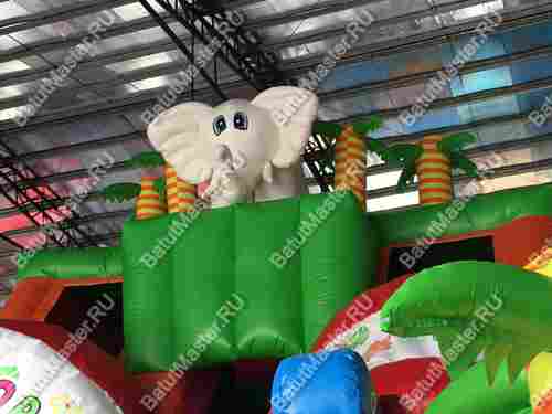 Детский надувной батут-горка "Слоник в джунглях" с окнами по бокам и птичками, 7*5*6 м