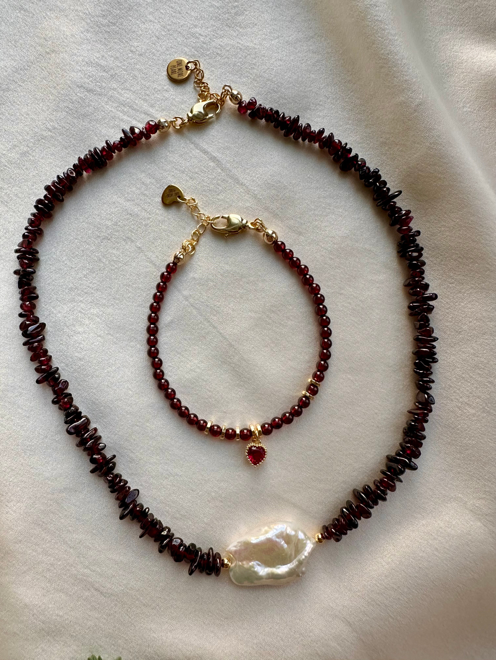 Браслет Гранатовое сердце с фианитом