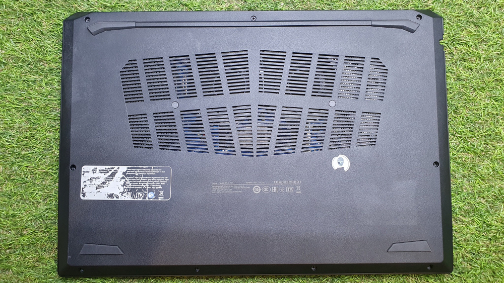 Игровой Thunderobot i5-12/8Gb/RTX 3050 4Gb/144Hz/911 Air XS D/Windows 10