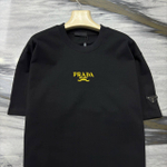 Футболка Prada