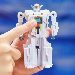Hasbro Transformers One - фигурка Wheeljack 1-cog changer F9384 / артикул   F9202 F9384  / GTIN 5010996194800