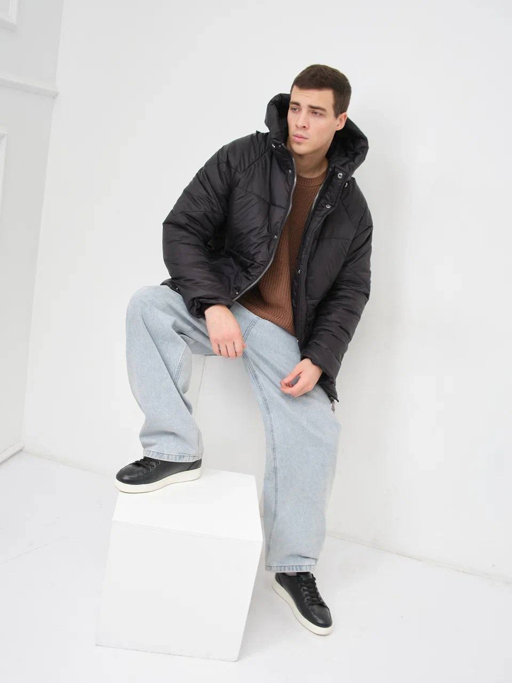 Куртка мужская зимняя с капюшоном чёрный