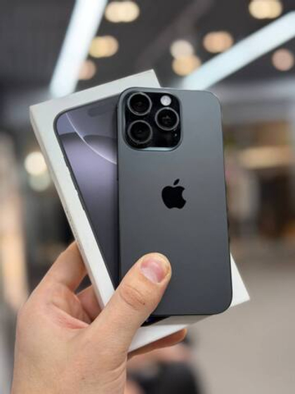 Apple iPhone 16 Pro 128Gb Black Titanium Б/У