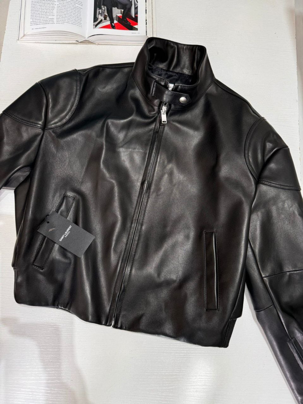 Кожаная куртка Yves Saint Laurent