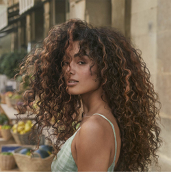 Wella Professionals Invigo Nutri-Enrich - интенсивно питательный шампунь /   250  ml  / GTIN 8005610634463