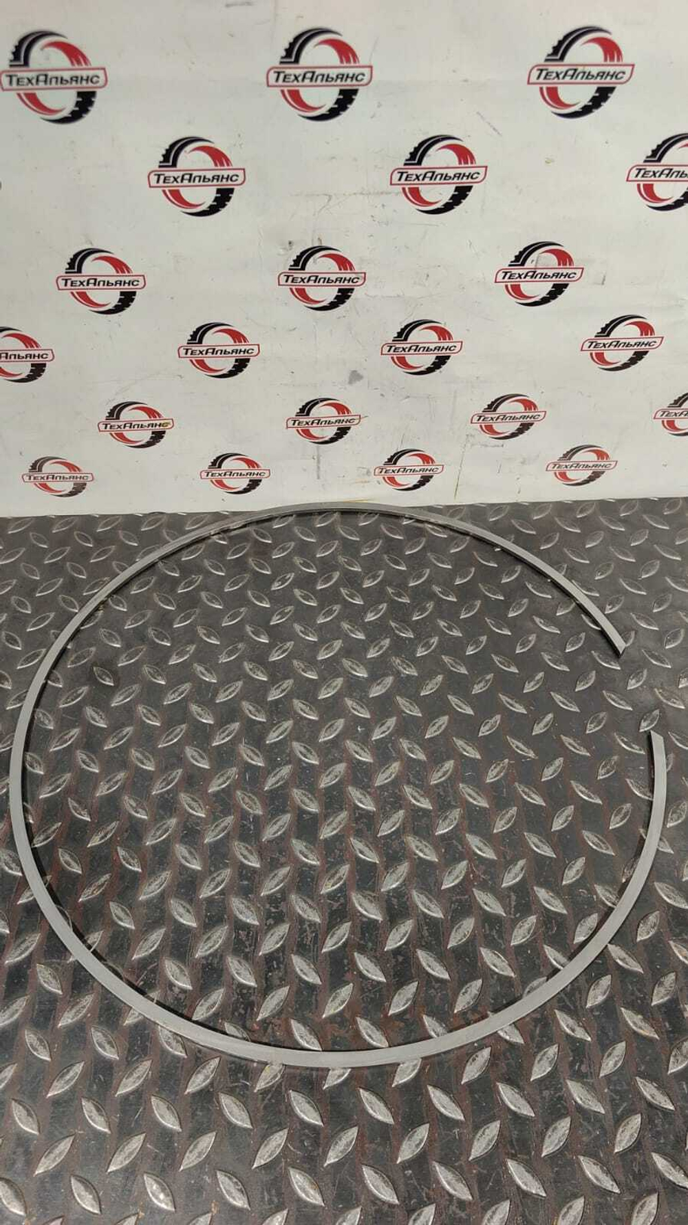 Фиксирующее кольцо 17258511