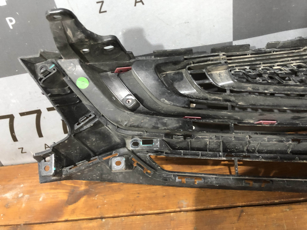 Решетка радиатора Geely Coolray 19-нв Б/У Оригинал 6600126541