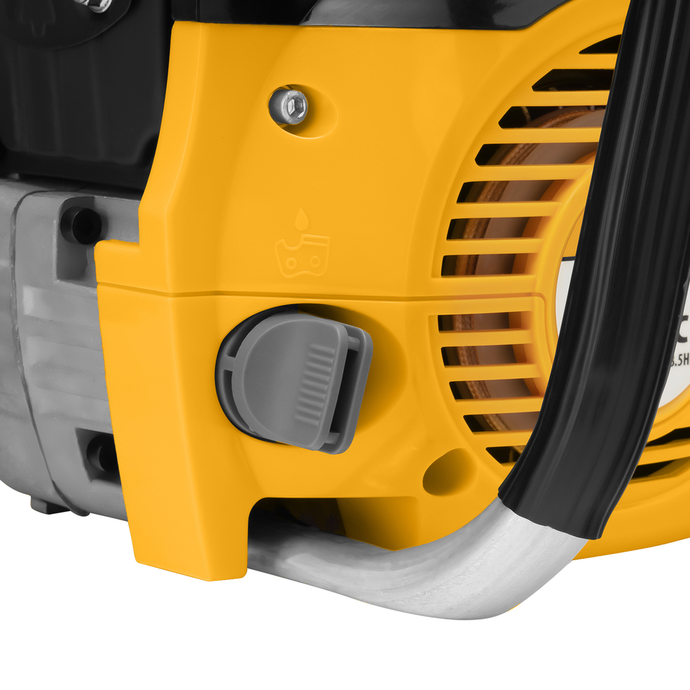 Пила цепная бензиновая DGS-5218, шина 45 см, 52 см3, 3.5 л.с, шаг 0.325, паз 1.5 мм, 72 звена Denzel