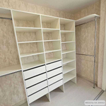 Гардеробная система с дверками-купе