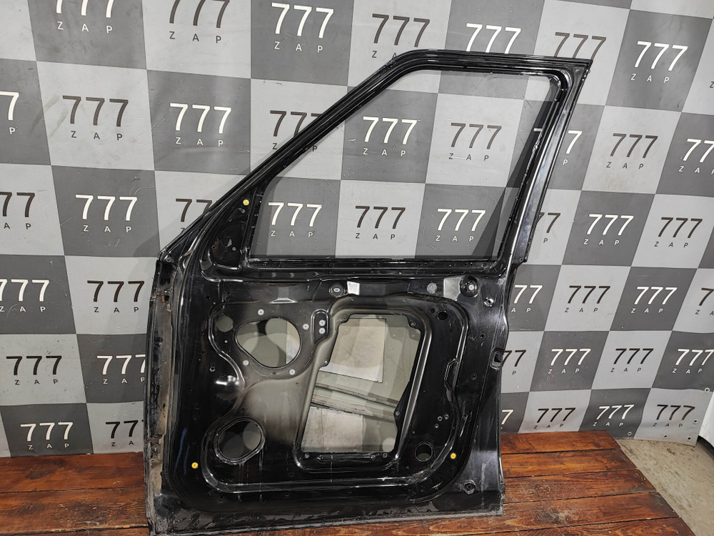 Дверь передняя правая Land Rover Discovery 3 4 04-16 Б/У Оригинал LR016462