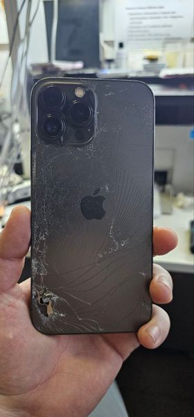 Ремонт и Замена Заднего Стекла iPhone 13: Шаги и Советы, Включая Использование Лазерной Технологии