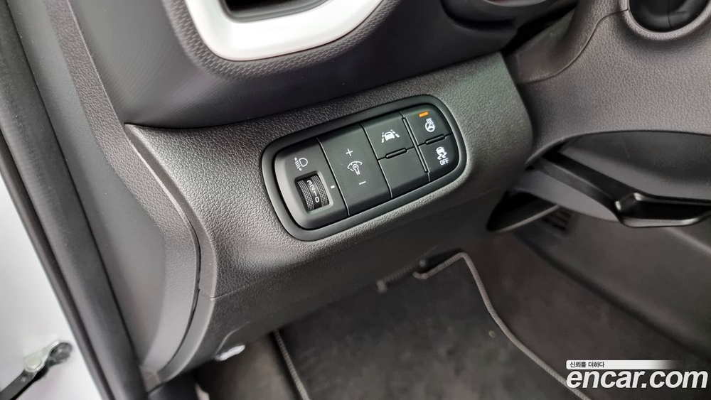 Hyundai Venue 1.6 Fluxe (11.2020)