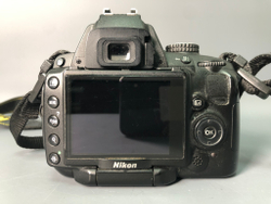 Nikon D5000, 22000 кадров пробега