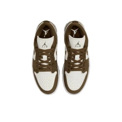 Женские кроссовки Air Jordan 1 Low SE 'Light Olive' DV0426-301