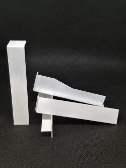 Соединитель плинтуса 70x14 мм, белый пластиковый - 4 шт.