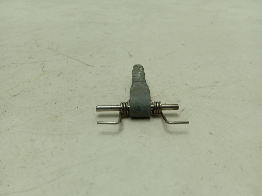 WW60J3097JWDLP кт171 Крючок люк для стиральной машины Samsung WW60J3097JWDLP б/у